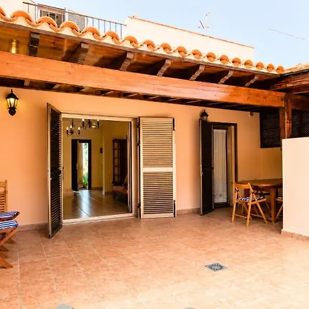 Apartamento La Mar Salá - House with Terrace, BBQ&Parking